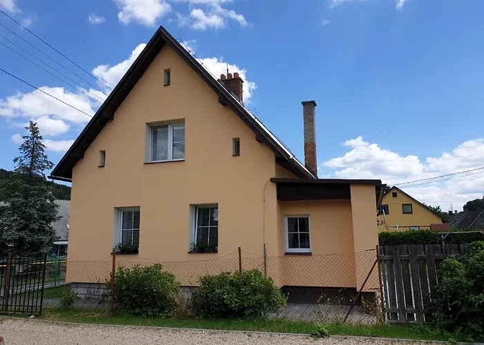 Domecek Mirecek * Lipová-lázně